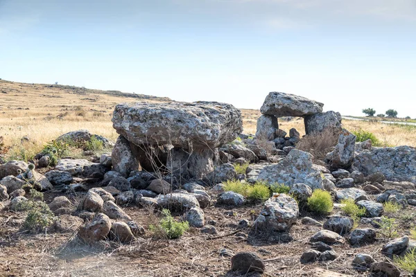Dolmen - Golan Tepeleri, İsrail Gamla alan Bronz çağında bir taş mezar