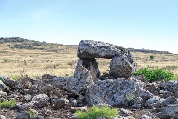 ドルメン ガムラ地区 ゴラン高原 イスラエル共和国の青銅器時代の石の埋葬 — ストック写真