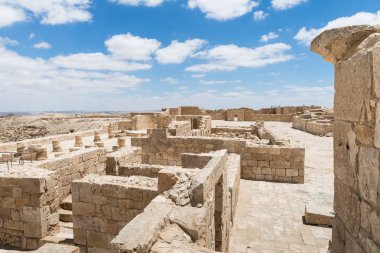 İsrail Judean desert tütsü yolu üzerinde yer alan Avdat Nabataean Şehir Kuzey kilisede kalıntıları. Unesco Dünya Mirası listesinde bulunan.