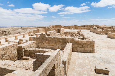 İsrail Judean desert tütsü yolu üzerinde yer alan Avdat Nabataean Şehir Kuzey kilisede kalıntıları. Unesco Dünya Mirası listesinde bulunan.