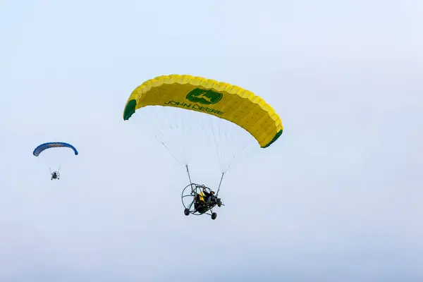 Afula Israël Août 2018 Pilote Vole Parachute Motorisé Lors Festival — Photo