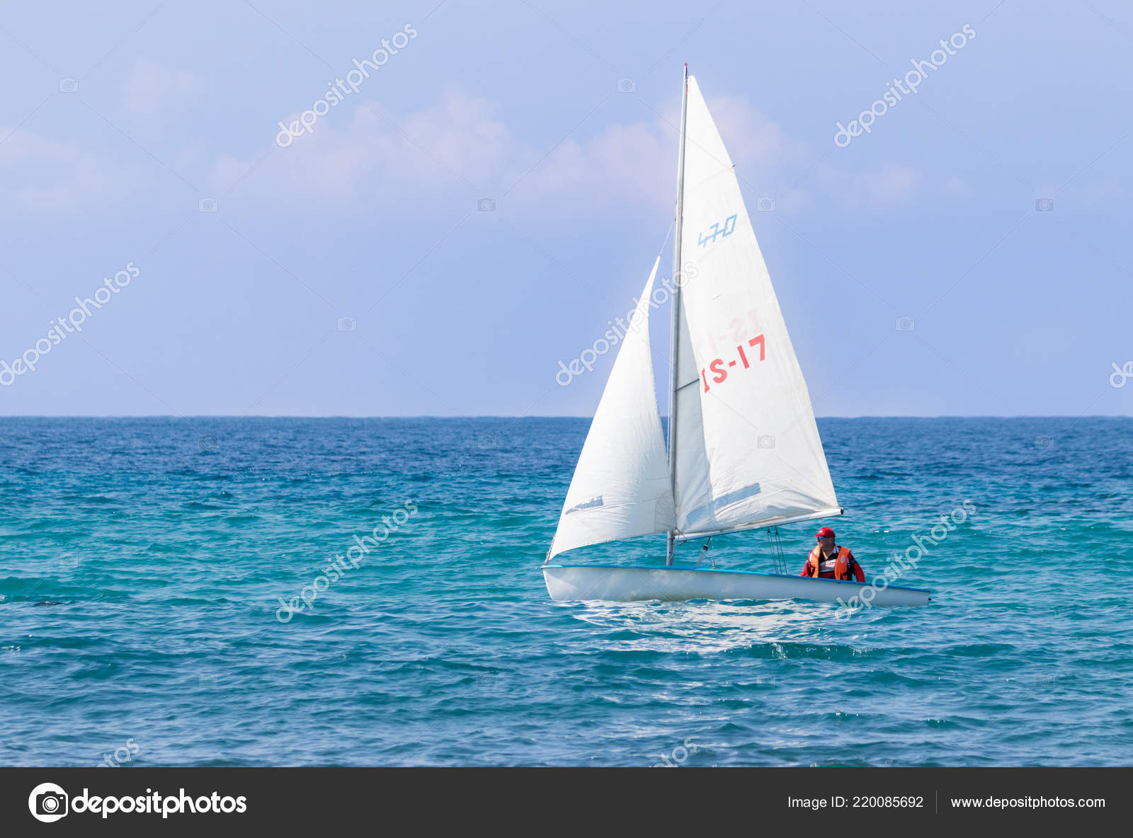 small sailing yacht