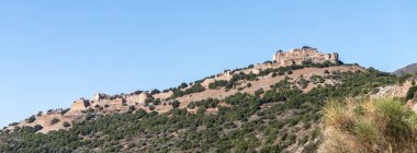 Kuzey İsrail 'deki Yukarı Celile' deki Lübnan sınırındaki Nimrod Kalesi 'nin kalıntıları..