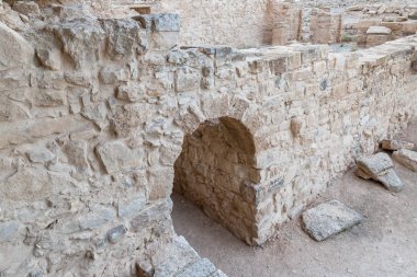 Arkeolojik kalıntılar üzerinde tarihsel evlerin um ar-Rasas Madaba city Ürdün yakınındaki site