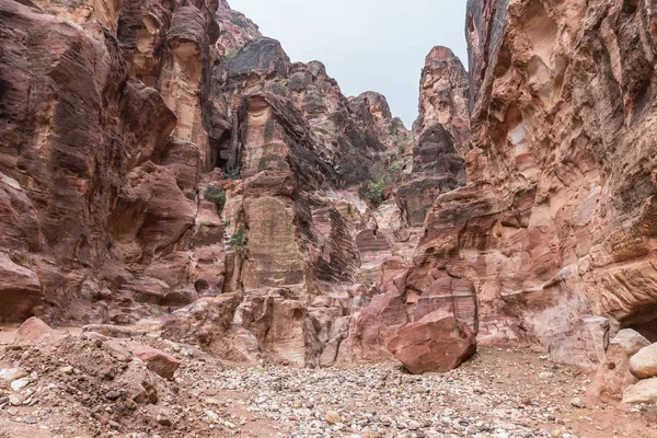 Montañas Rojas Alrededor Petra Capital Del Reino Nabatea Ciudad Wadi —  Fotos de Stock