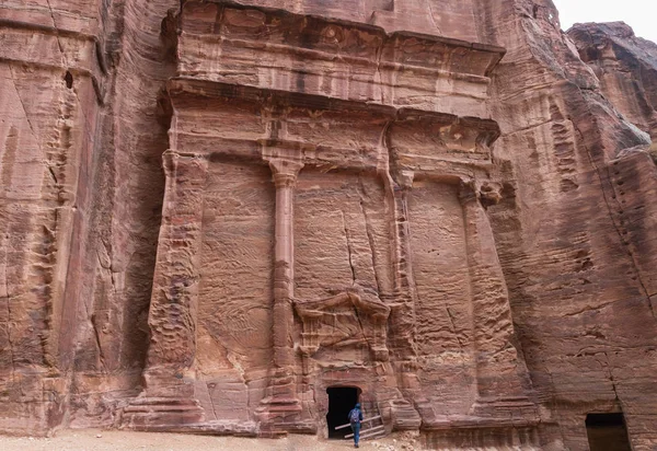 Wadi Musa Giordania Dicembre 2018 Facciata Artificiale Del Tempio Scolpita — Foto Stock