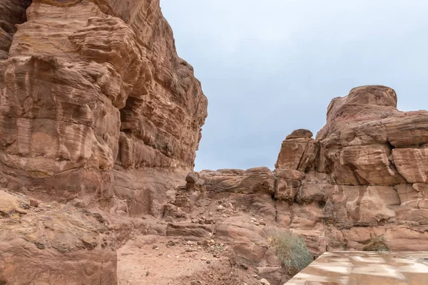 Montañas Rojas Alrededor Petra Capital Del Reino Nabatea Ciudad Wadi — Foto de Stock