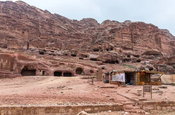 Wadi Musa Jordánsko Prosinec 2018 Bedouin Suvenýry Úpatí Červené Skály — Stock fotografie