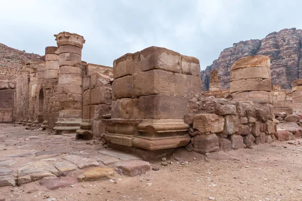 Wadi Musa Jordânia Dezembro 2018 Restos Templo Romano Petra Perto — Fotografia de Stock