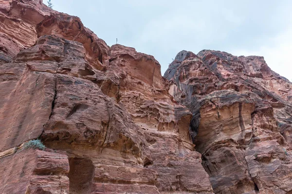 Siq Cañón Que Conduce Través Las Paredes Roca Roja Petra — Foto de Stock