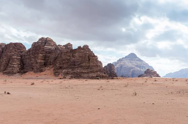 Fascinante Beleza Deserto Wadi Rum Perto Cidade Aqaba Jordânia — Fotografia de Stock