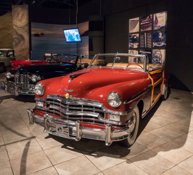 Amman, Ürdün, 07 Aralık 2018: Chrysler Cabriolet, Amman, Jordan'ın başkenti Kral Abdullah II araba Müzede Sergi.