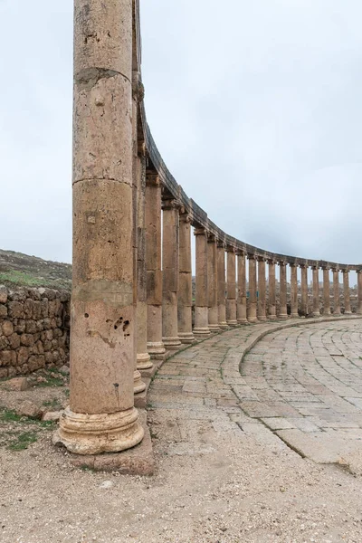 Jerash Jordan Grudnia 2018 Plaza Owalne Ruinach Świetne Rzymskiego Miasta — Zdjęcie stockowe