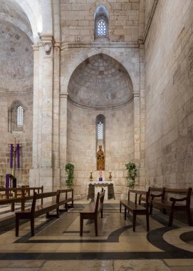 Ana salona havuzları Bethesda Kudüs, İsrail'in eski kentin yakınındaki Saint Anne kilise içinde