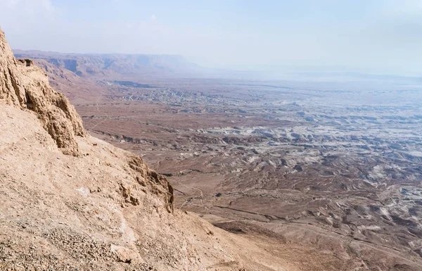 폐허가 된 마사다 요새에서 이스라엘의 유대 사막까지 아침 전망 — 스톡 사진