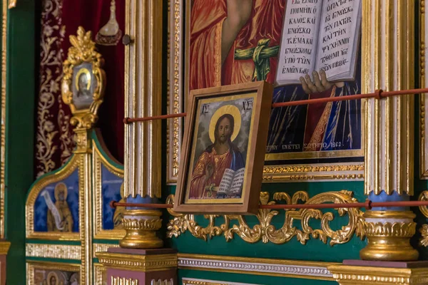 Icono que representa a Jesucristo en el Monasterio Ortodoxo Griego de la Transfiguración ubicado en el Monte Tavor cerca de Nazaret en Israel —  Fotos de Stock