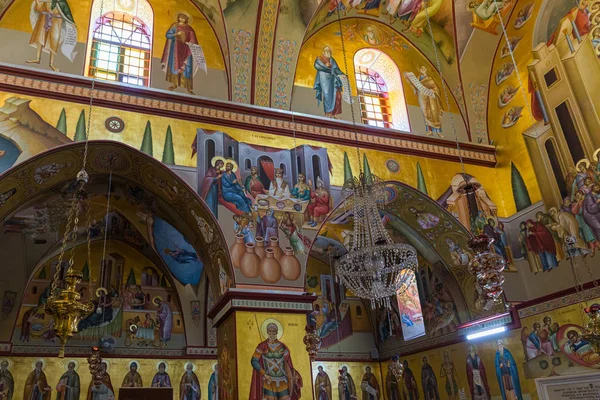 El interior del monasterio ortodoxo griego de la Transfiguración situado en el Monte Tavor cerca de Nazaret en Israel —  Fotos de Stock