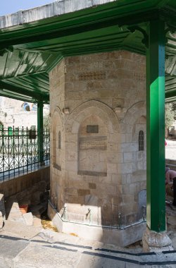 Qaitbay Kuyusu Kudüs, İsrail Eski Şehir Tapınak Dağı üzerinde Kaya binanın Kubbe yakınında