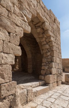 Doğu Gözetleme Kulesi, İsrail 'deki Judean çölünde tütsü yolunda yer alan Nabataean şehri Avdat' ın kalıntıları üzerinde yer alıyor. Unesco Dünya Mirasları Listesine dahil edilmiştir..