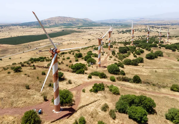 Golan Tepeleri Rüzgar Çiftliği, Golan Tepeleri 'nin 5 km güneyindeki Bnei Rasan Dağı' nda deniz seviyesinden 1050 metre yükseklikte temiz enerji üreten rüzgar türbinleri üreten bir İsrail rüzgâr çiftliğidir..
