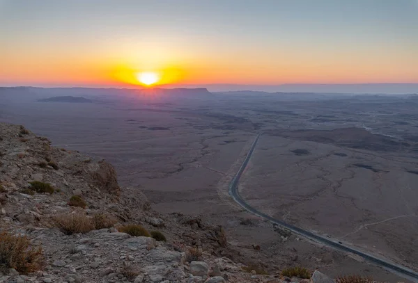 Восход Солнца Над Иудейской Пустыней Вид Вершины Скалы Возле Мицпе — стоковое фото