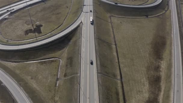 Trasporto auto moto sulla tangenziale. Vista dall'alto — Video Stock