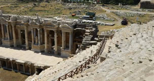 Ancien amphithéâtre gréco-romain dans la ville historique de Hierapolis. Turquie — Video
