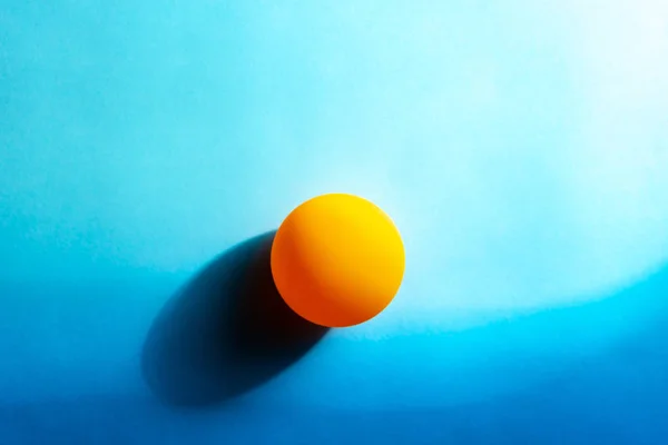 Atardecer Minimalista Junto Mar Abstracto Pelota Ping Pong Sobre Papel —  Fotos de Stock