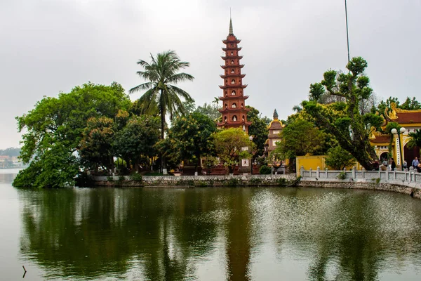Hanoi Vietnam Mart 2018 Tran Puoc Pagoda Hanoi Nın Gölü — Stok fotoğraf