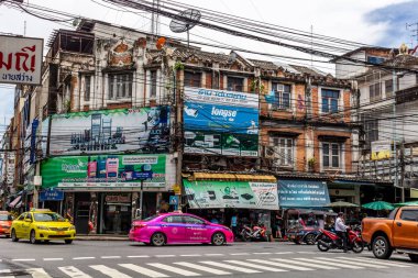 Bangkok, Tayland - 1 Mayıs 2018: Hayat Bangkok eski şehirde yoğun bir kesişme noktalarında