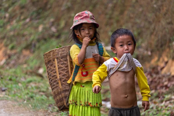 Giang Vietnam Március 2018 Ban Gyermekek Hmong Nomád Lakosság Csinál — Stock Fotó