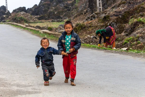 Giang Vietnam Marzo 2018 Bambini Della Minoranza Etnica Hmong Che — Foto Stock