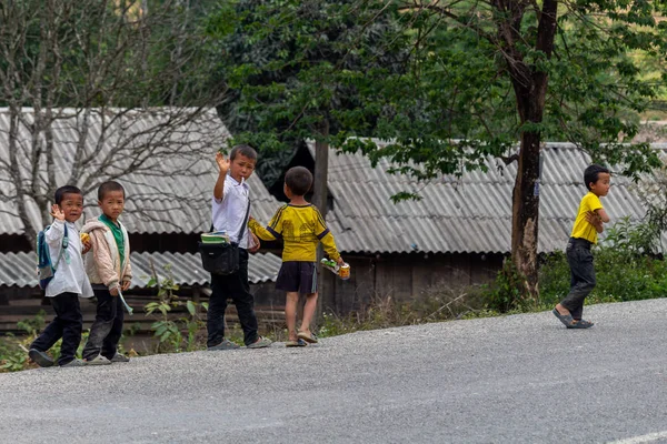 Thakhek Laos April 2018 Local Boys Walking Way School Rural — Stock Photo, Image
