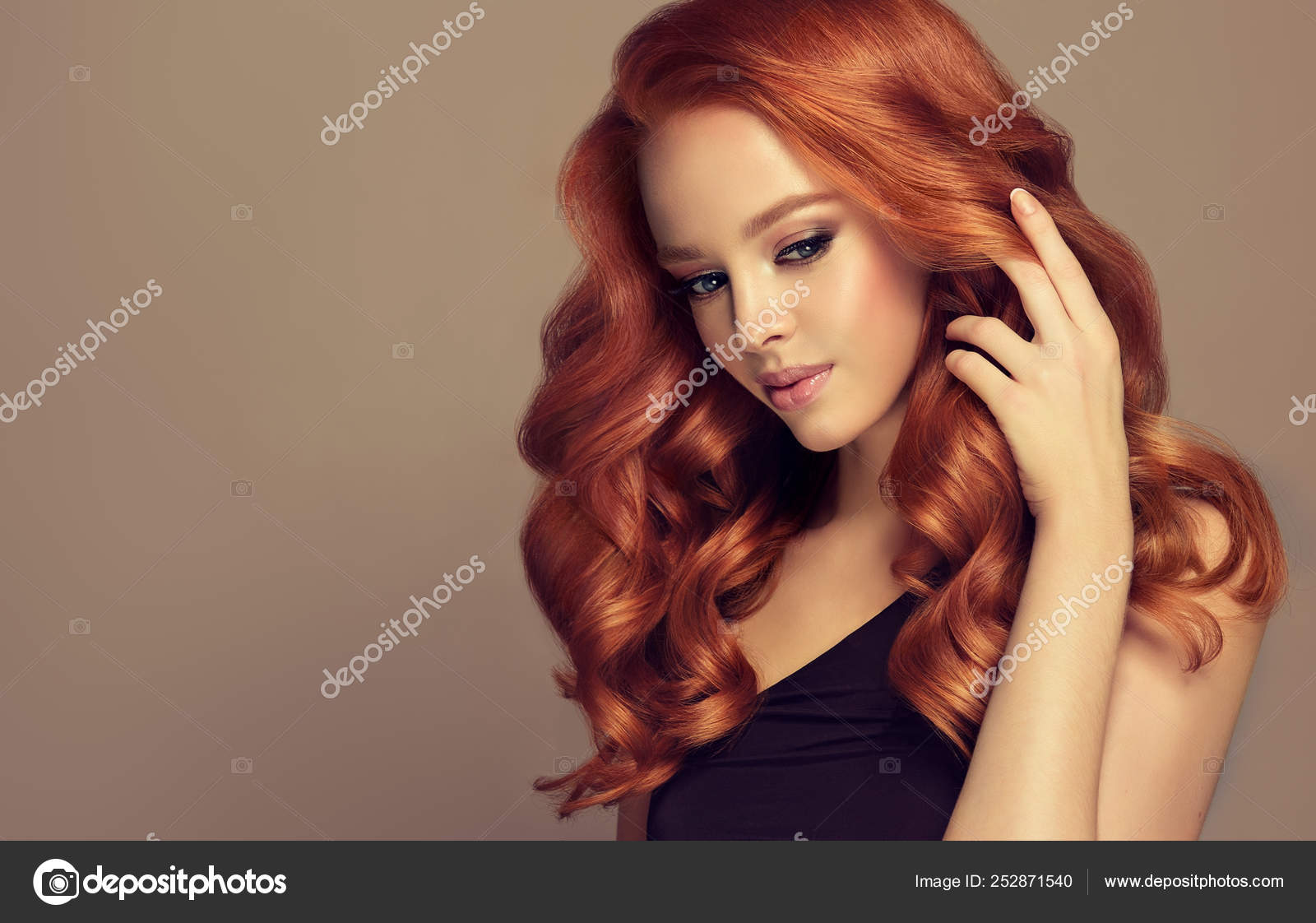 long curly red hairstyles | beautiful model girl long curly