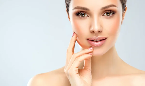 Beautiful Young Woman Clean Fresh Skin Face Girl Facial Treatment — Stock Photo, Image