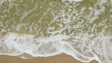 Deniz plaj pastoral tropikal turkuaz Karayip Denizi ile plaj beyaz kum kıyı