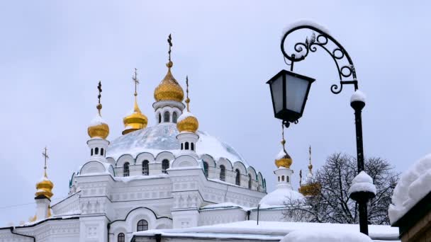 Lavra in kiev, Tempel, orthodoxe ukrainische Kirche. — Stockvideo