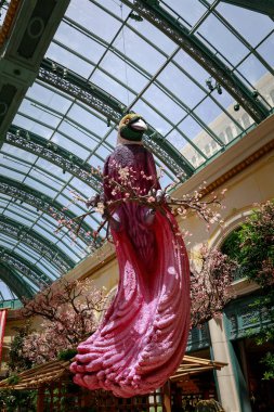 Las Vegas, Nevada - 28 Mayıs 2018: Bellagio Hotel Konservatuarı ve Botanik Bahçeleri Las Vegas toplayan