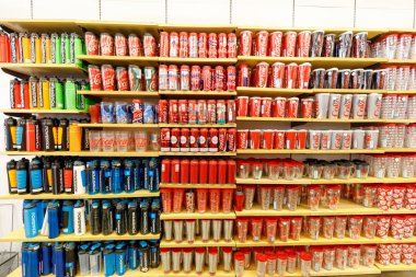 Las Vegas, Nevada - 28 Mayıs 2018: Coca-Cola Store Las Vegas şerit