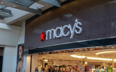 Portland, Oregon - 21 Mayıs 2018: Macy's Mağazası Washington Meydanı, alışveriş merkezi Portland