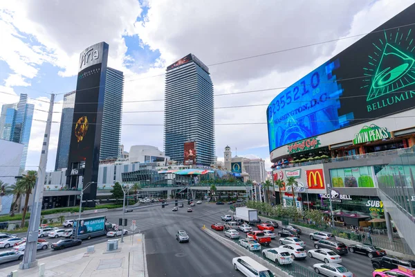 Las Vegas, Nevada - 28 Mayıs 2018: Las Vegas Boulevard toplayan