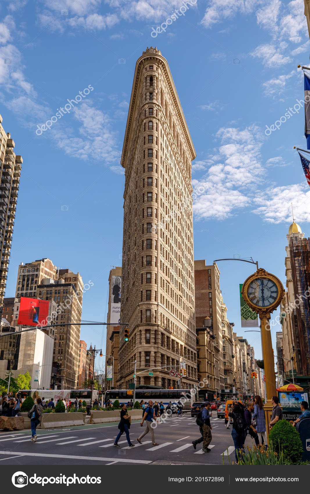 New York United States May 18 Flat Iron Building Facade Stock Editorial Photo C Artyooran Gmail Com