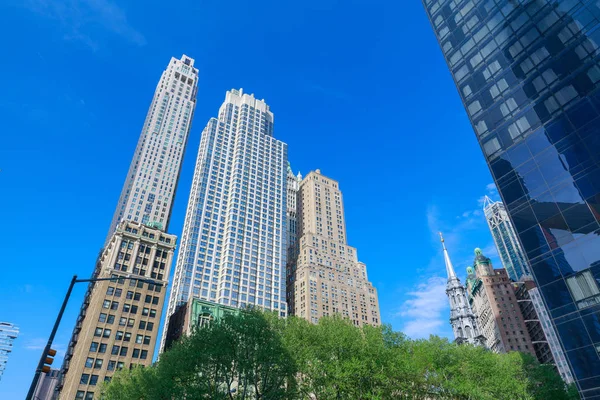 Manhattan, New York City - 10 Mayıs 2018: Aşağı Manhattan NYC toplayan