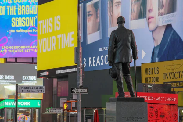 Nueva York Estados Unidos Mayo 2018 Estatua George Cohan Con — Foto de Stock