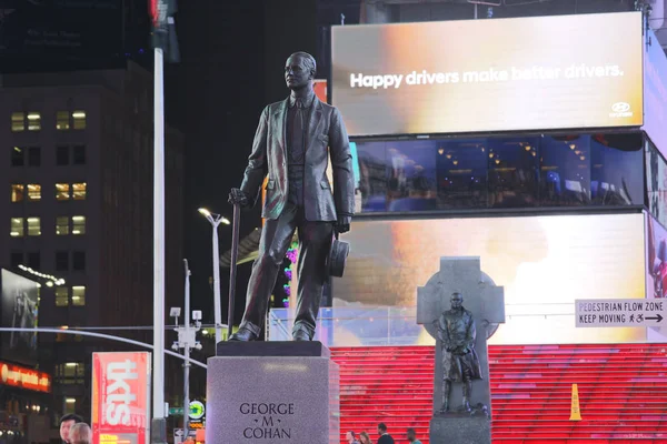 Nueva York Estados Unidos Mayo 2018 Estatua George Cohan Con — Foto de Stock