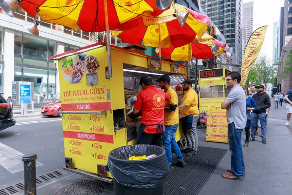 Нью Йорк Сша Мая 2018 Года Halal Guys Street Food — стоковое фото