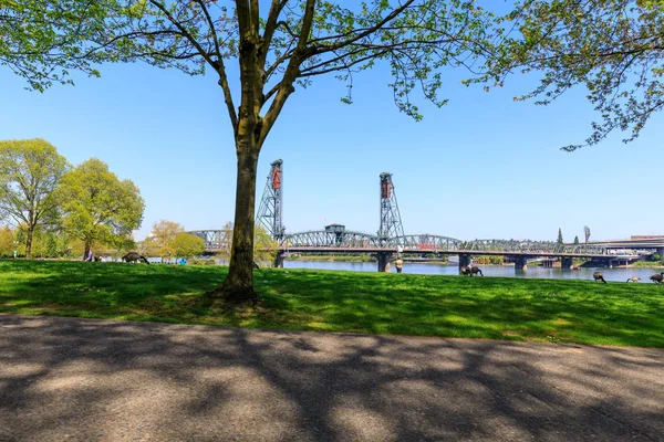 Portland Oregon Amerika Birleşik Devletleri Nisan 2018 Waterfront Park Hawthorne — Stok fotoğraf