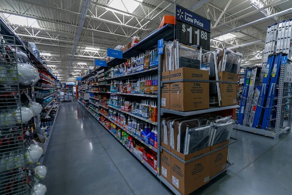 Portland Oregon Eua Abril 2018 Walmart Store Interior Uma Multinacional — Fotografia de Stock