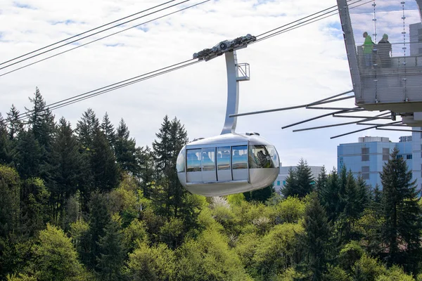 Portland Oregon Stany Zjednoczone Ameryki Kwietnia 2018 Portland Antenowe Tramwajem — Zdjęcie stockowe