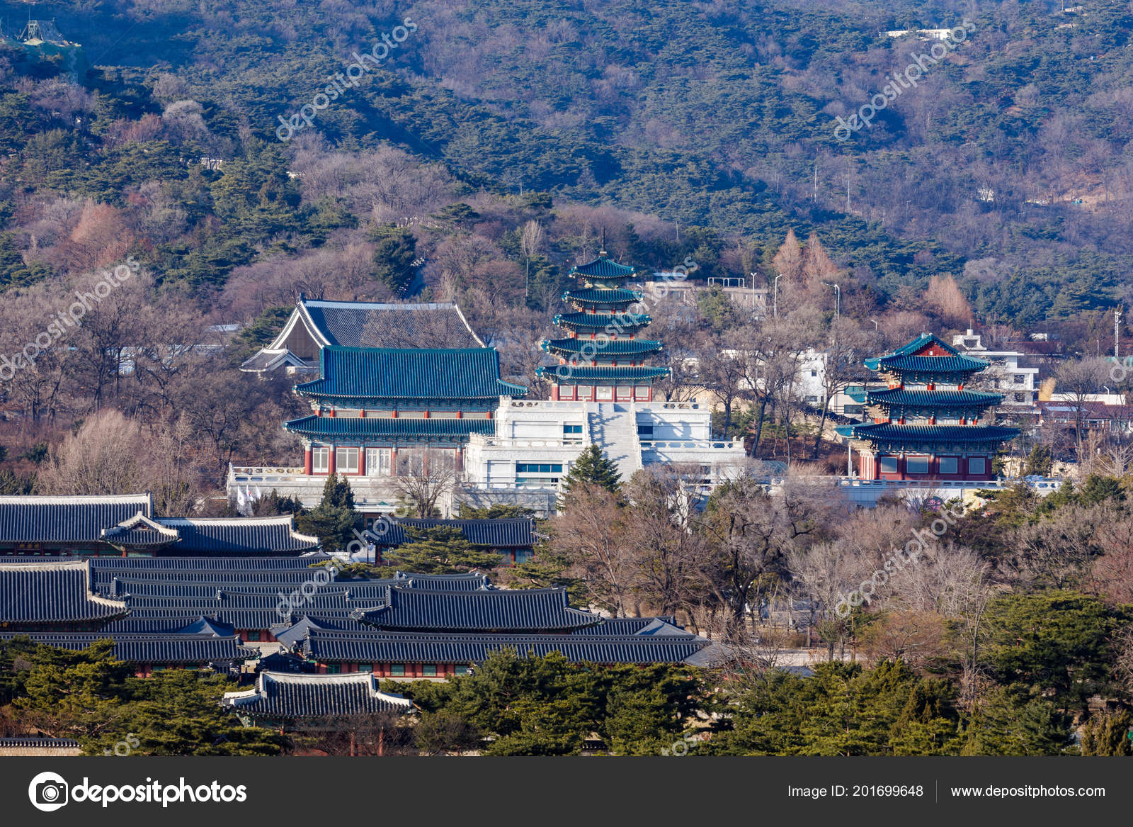 голубой дом в корее. голубой дворец сеул. голубой дом южная корея. голубой дом в корее. чхонвадэ голубой дом.